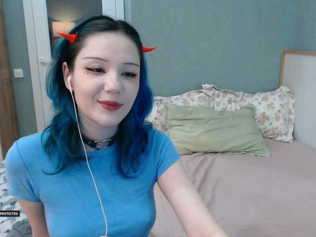 Hugo-Min live webcam show