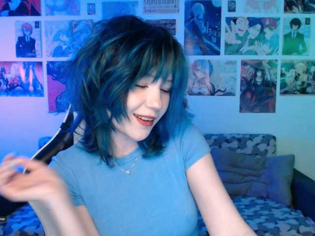 Hugo-Min live cam on BongaCams
