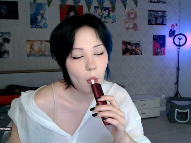 Hugo-Min live cam on BongaCams