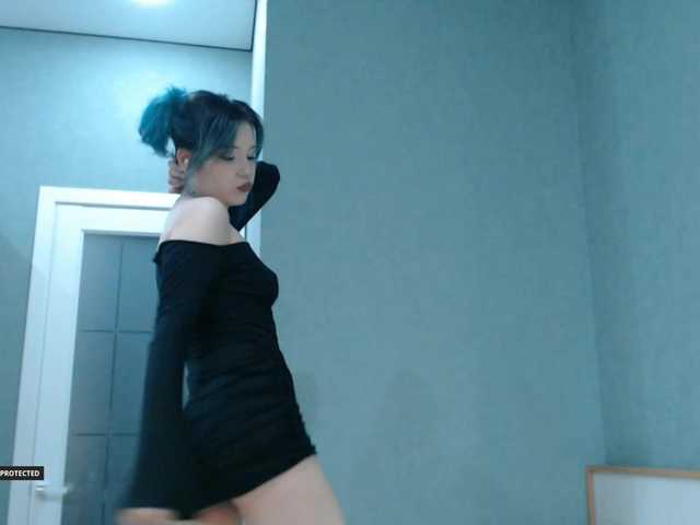 Hugo-Min live cam on BongaCams