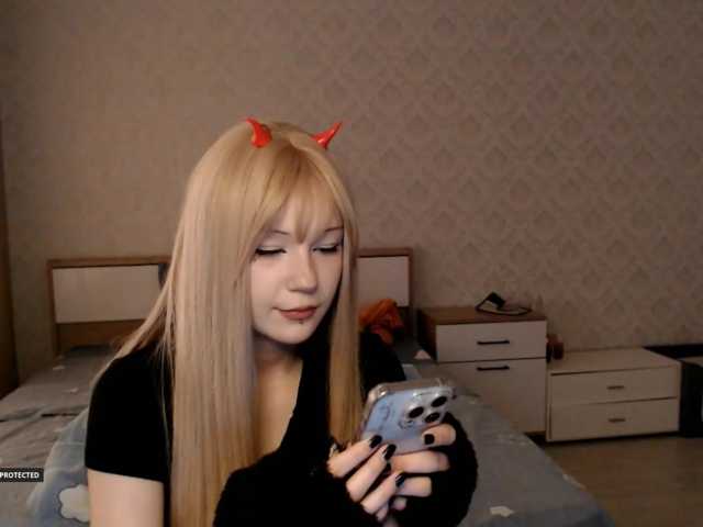 Hugo-Min live cam on BongaCams