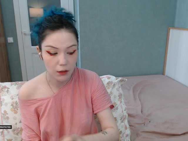 Hugo-Min live cam on BongaCams