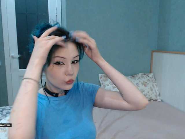 Hugo-Min live webcam show