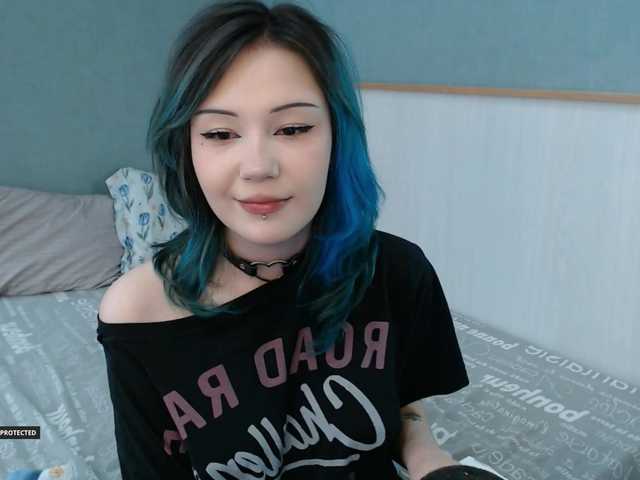 Hugo-Min live cam on BongaCams