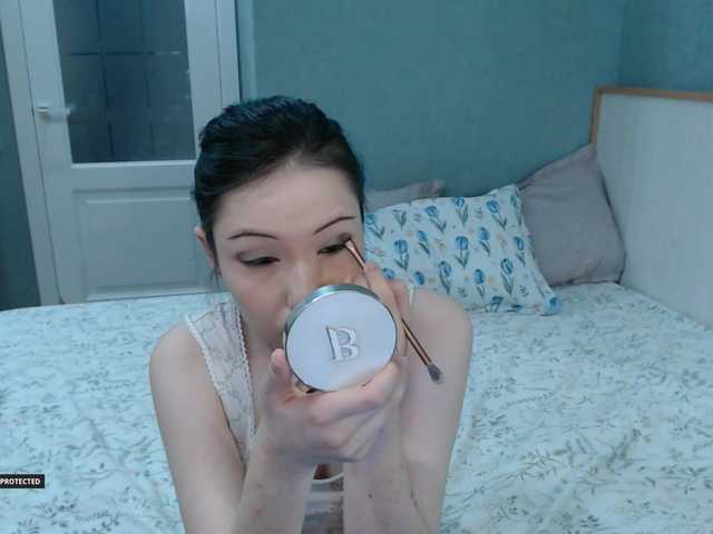 Hugo-Min live cam on BongaCams
