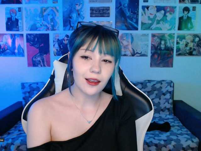 le modèle Hugo-Min est en webcam porno dans un show sur le site bongacams, il possède les tags suivants: Asian,Brunette,Shaved