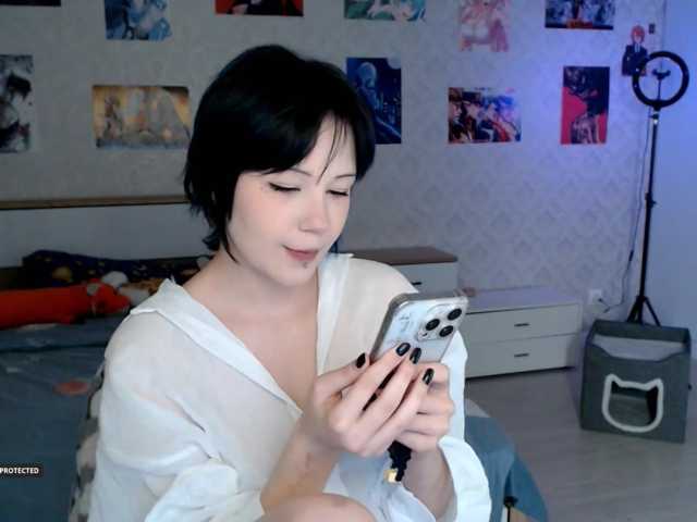 Hugo-Min live cam on BongaCams