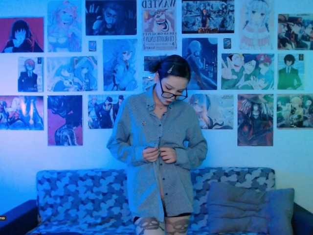 Hugo-Min live cam on BongaCams