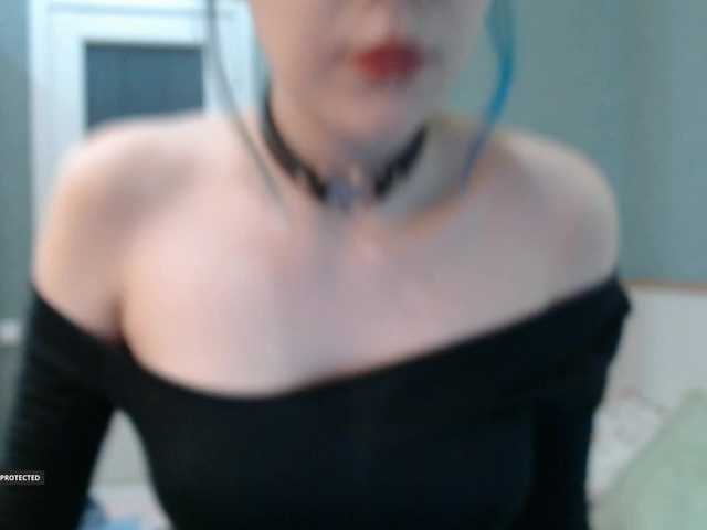 Hugo-Min live webcam show