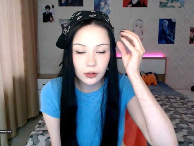 Hugo-Min live cam on BongaCams