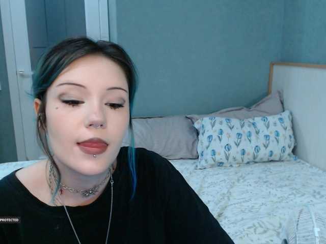 Hugo-Min live cam on BongaCams