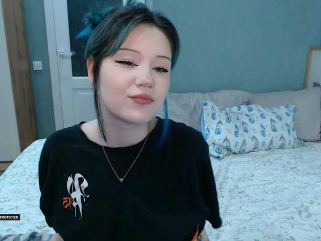 Hugo-Min live cam on BongaCams