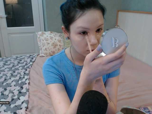 Hugo-Min live cam on BongaCams