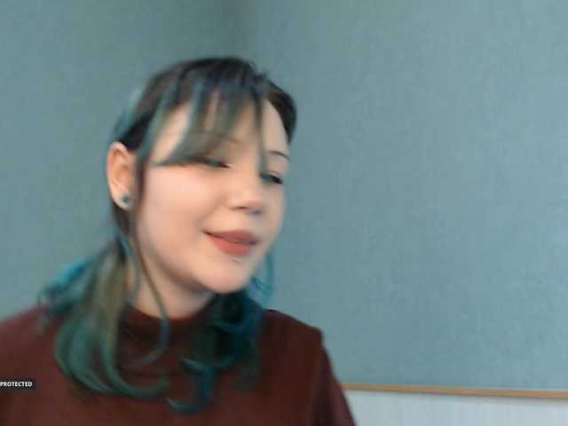 Hugo-Min live cam on BongaCams