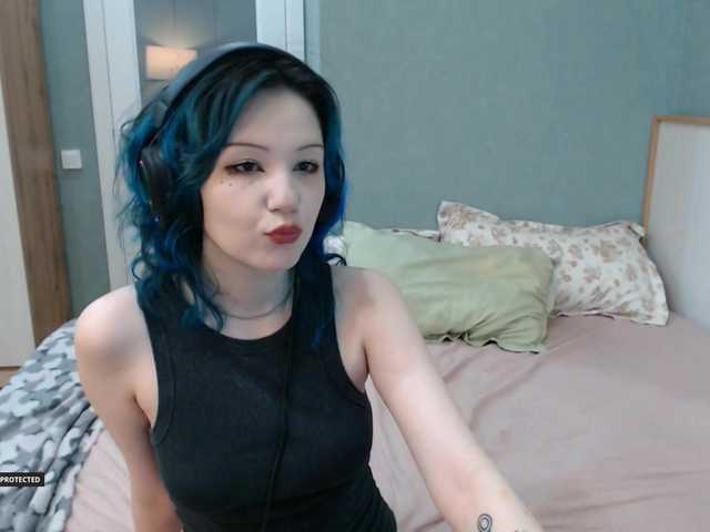 Hugo-Min live cam on BongaCams