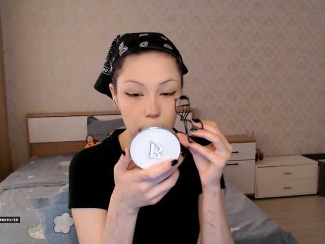 Hugo-Min live cam on BongaCams
