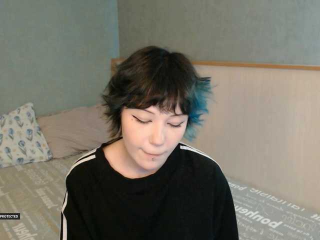 Hugo-Min live cam on BongaCams