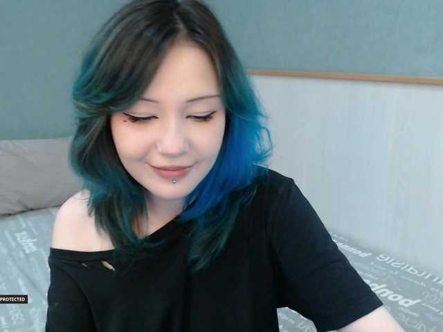 Hugo-Min live cam on BongaCams