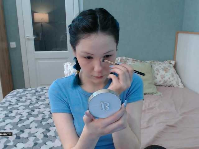 Hugo-Min live cam on BongaCams