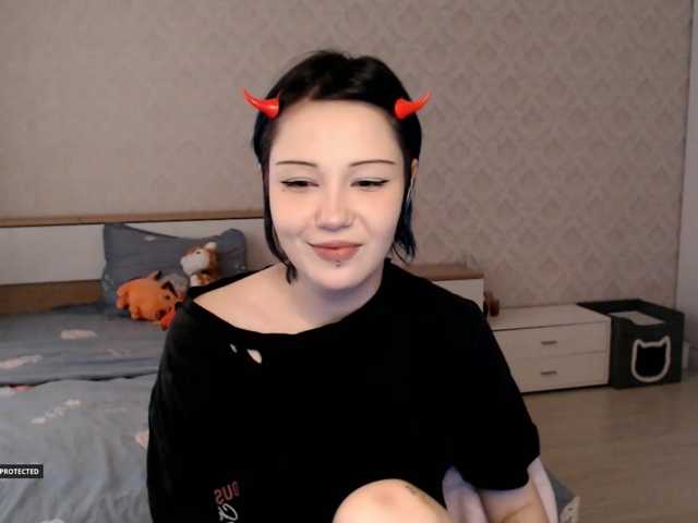 Hugo-Min live cam on BongaCams