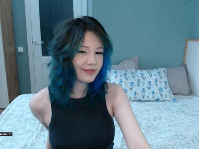 Hugo-Min live cam on BongaCams