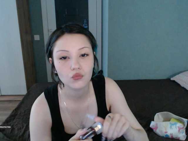 Hugo-Min live cam on BongaCams