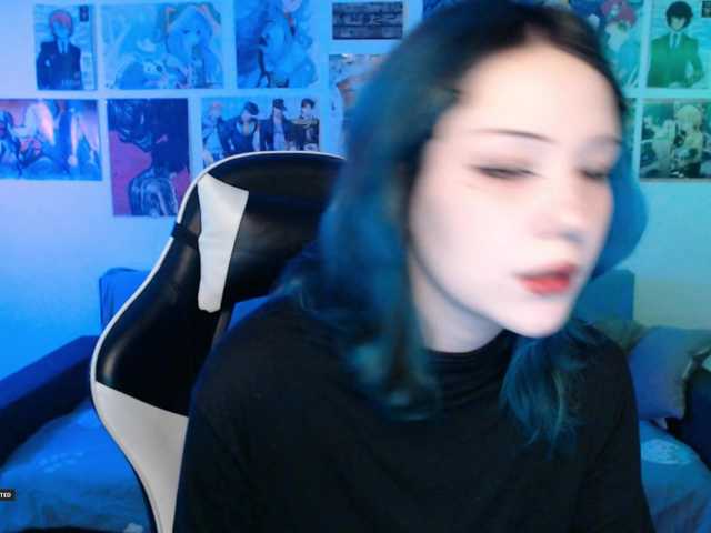 Hugo-Min live cam on BongaCams