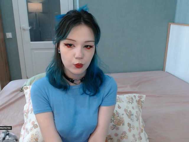 Hugo-Min live webcam show