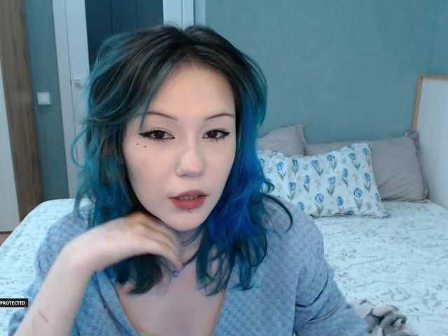 Hugo-Min live cam on BongaCams