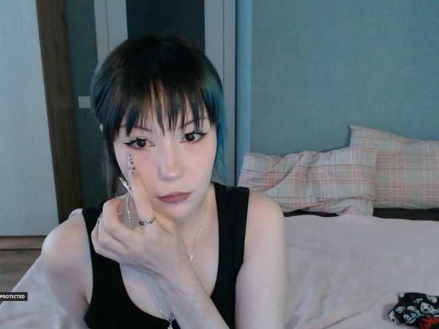 Hugo-Min live cam on BongaCams