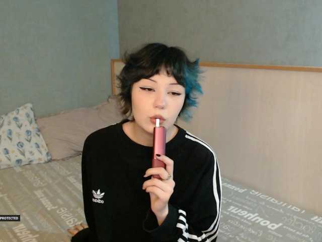 Hugo-Min live cam on BongaCams
