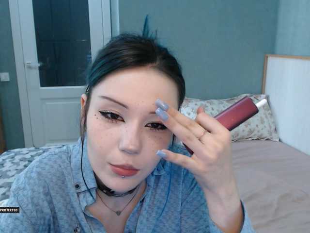 Hugo-Min live webcam show
