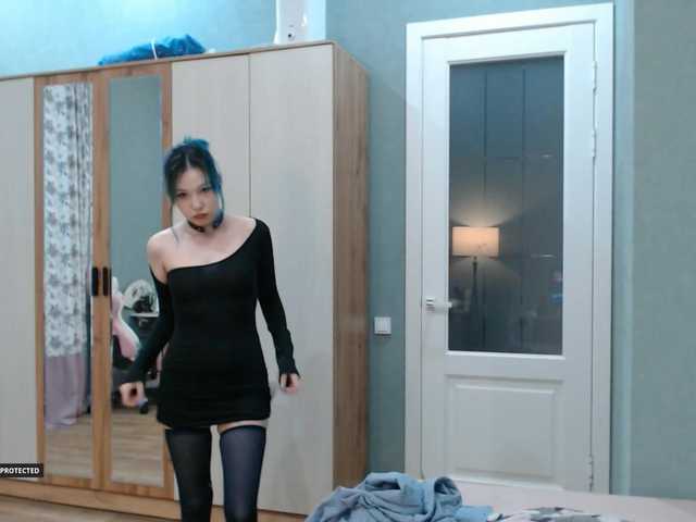 Hugo-Min live cam on BongaCams