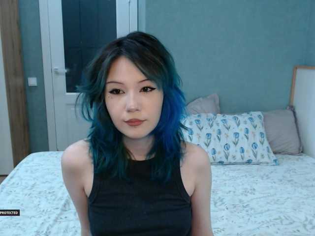 Hugo-Min live cam on BongaCams