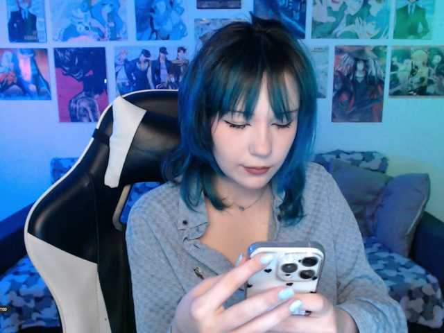 Hugo-Min live cam on BongaCams