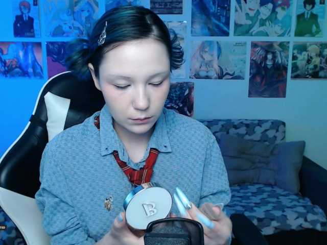 Hugo-Min live cam on BongaCams