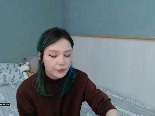 Hugo-Min live cam on BongaCams