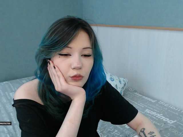 Hugo-Min live cam on BongaCams