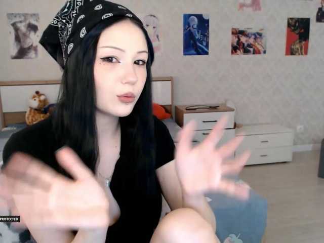 Hugo-Min live cam on BongaCams