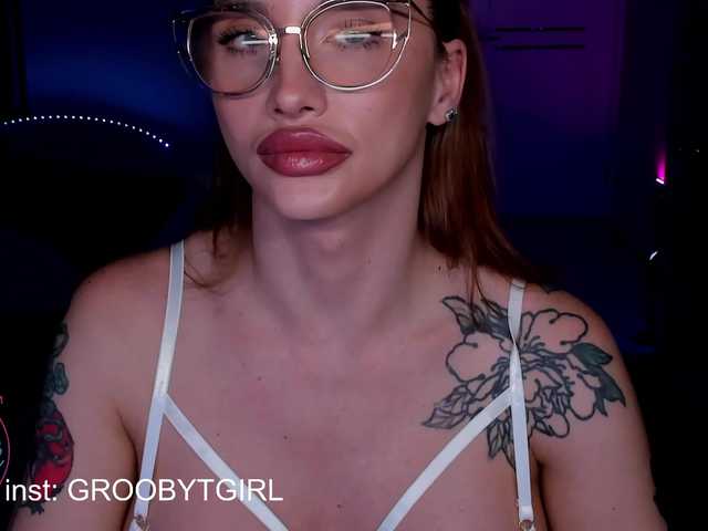 G-O-D-D-E-S-S, 34 y/o - Live Cam on BongaCams
