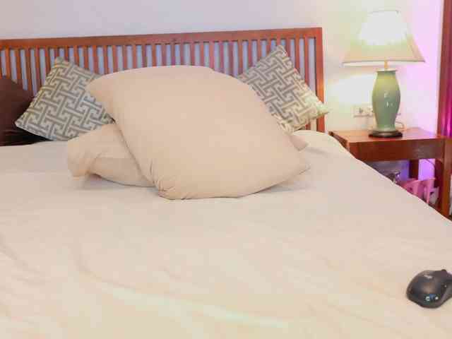 MillaBelle webcam