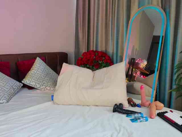 MillaBelle webcam