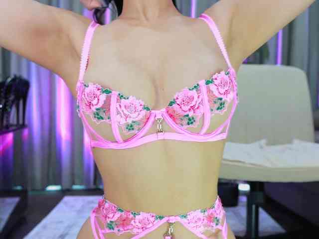 MillaBelle webcam