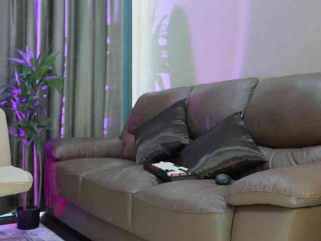 MillaBelle webcam