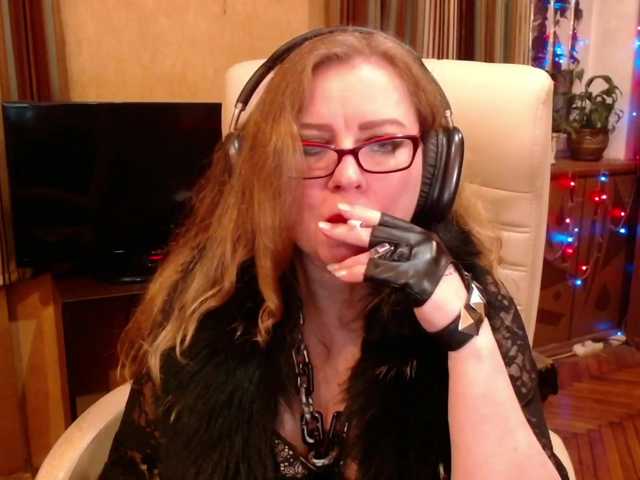 NormaGin's BongaCams show and profile