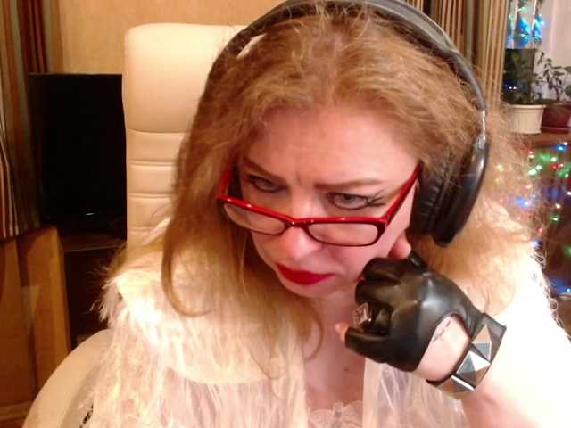 le modèle NormaGin est en webcam porno dans un show sur le site bongacams, il possède les tags suivants: White/Caucasian,Redhead,Trimmed