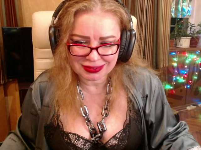 NormaGin live webcam show