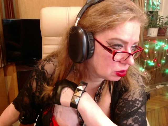 NormaGin live webcam show