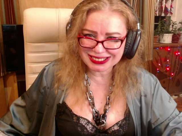NormaGin live webcam show