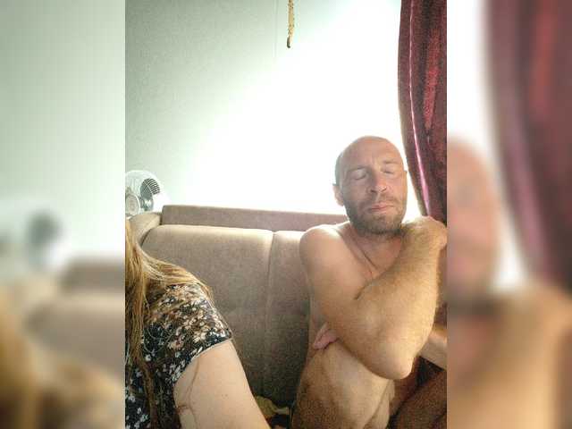 Innokentiy449 live cam on BongaCams